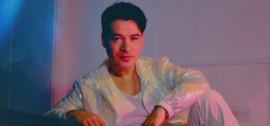 Alejandro Londoño consolida su propuesta de dance pop ochentero y proyecta su etapa internacional 2026